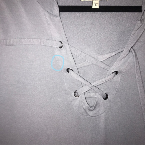 EXPRESS ONE ELEVEN Lace-Up Cropped Hoodie - Picture 4 of 5